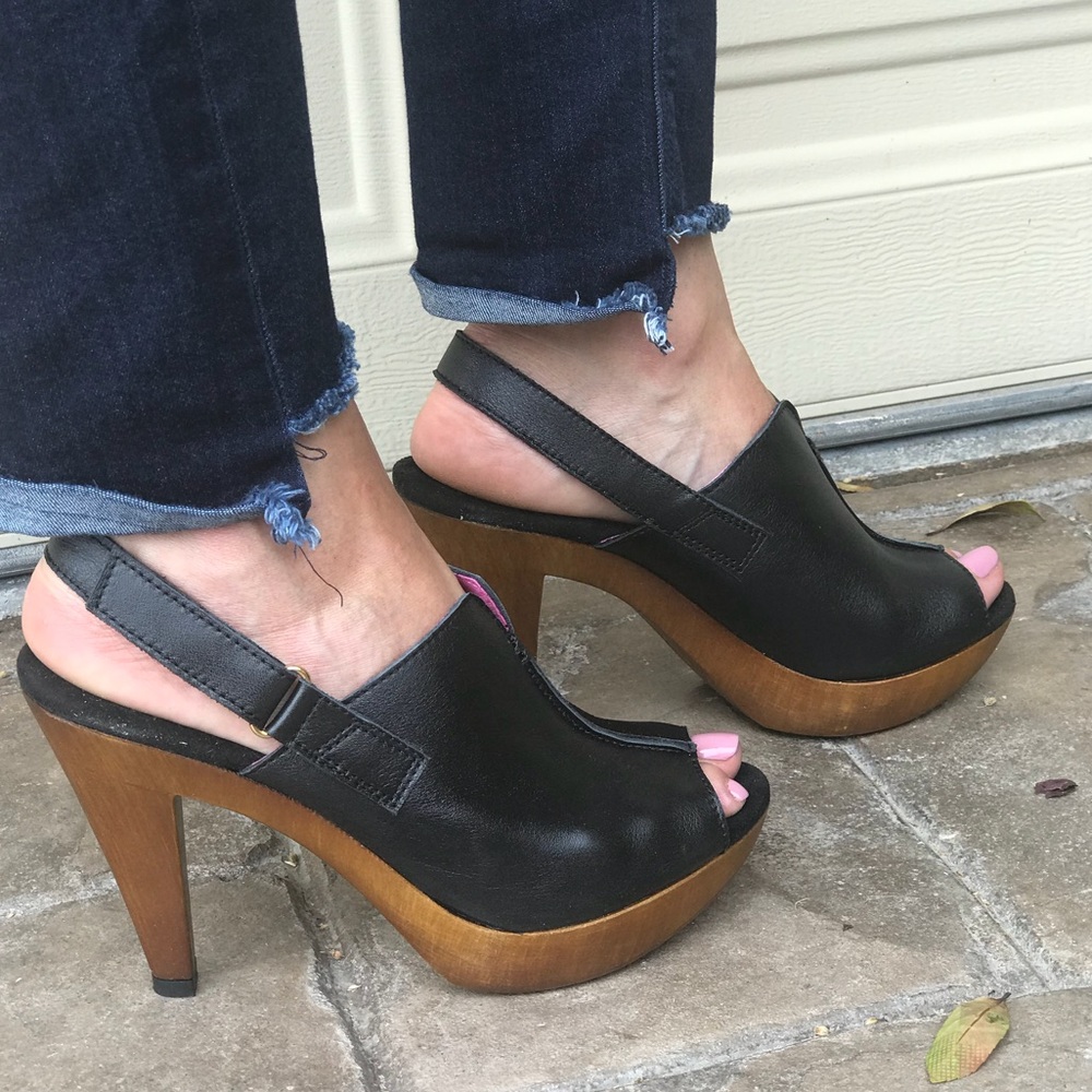 Crafted in Italy Wooden Slingback Leather Platform - Picture 5 of 7